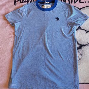 ABERCROMBIE & FITCH T-Shirt